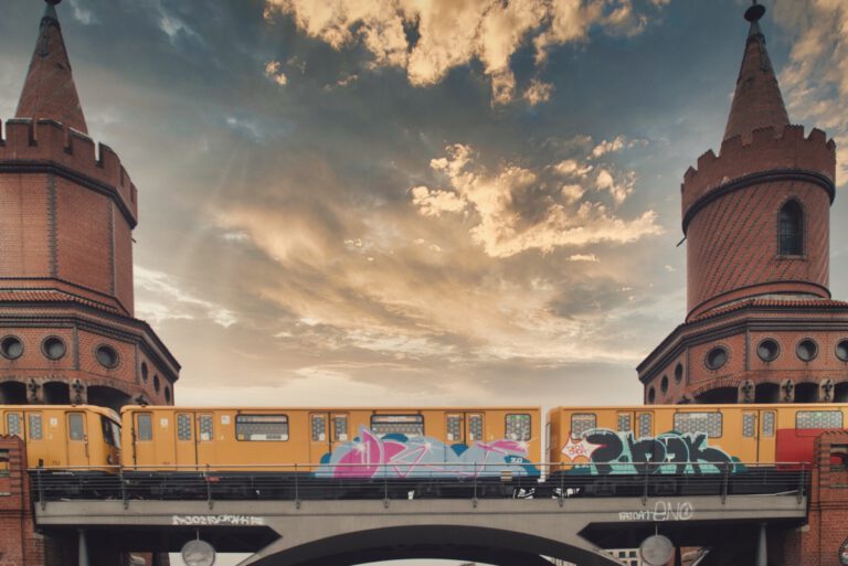 berlin - u-bahn - bvg - Warschauer Brücke
